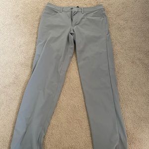 Men’s LuluLemon pant